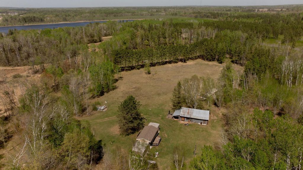 1042 48th Avenue SW, Backus, MN 56435