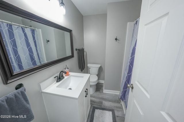 2301 Dawson Cabin Road, Jacksonville, NC 28540