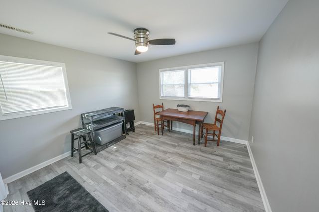 2301 Dawson Cabin Road, Jacksonville, NC 28540