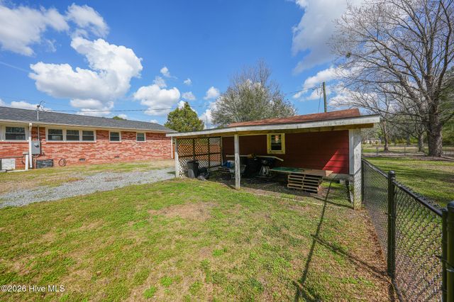 2301 Dawson Cabin Road, Jacksonville, NC 28540