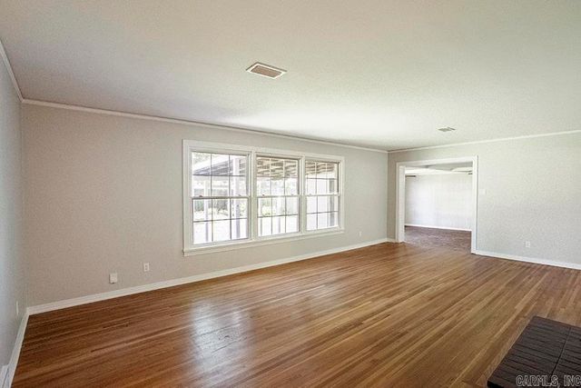 7300 Apache Road, Little Rock, AR 72205