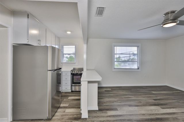 134 86TH TERRACE, Treasure Island, FL 33706