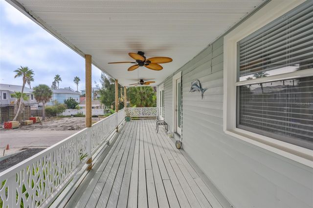 134 86TH TERRACE, Treasure Island, FL 33706