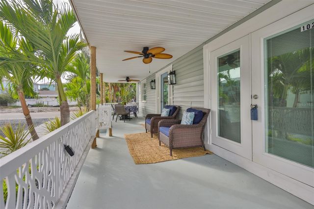 134 86TH TERRACE, Treasure Island, FL 33706