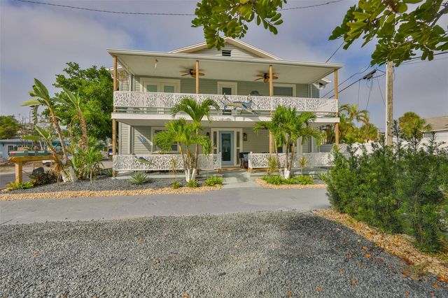 134 86TH TERRACE, Treasure Island, FL 33706