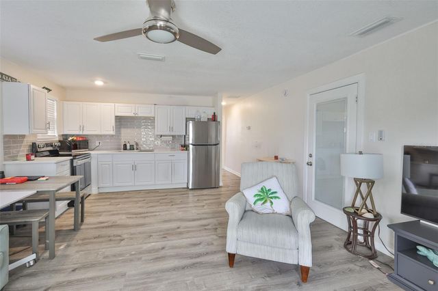 134 86TH TERRACE, Treasure Island, FL 33706