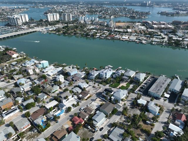 134 86TH TERRACE, Treasure Island, FL 33706