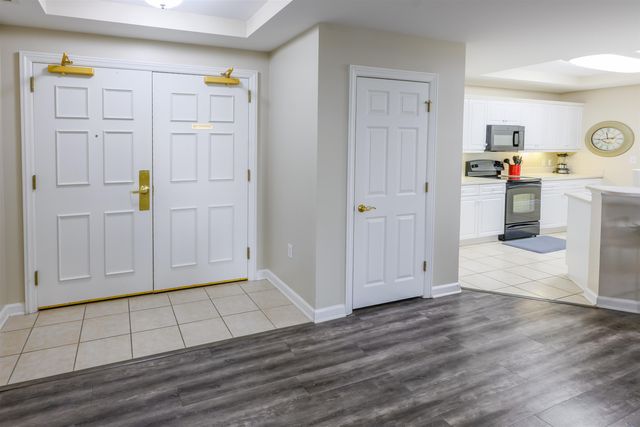8500 Margate Cir Apt 1109, Myrtle Beach, SC 29572