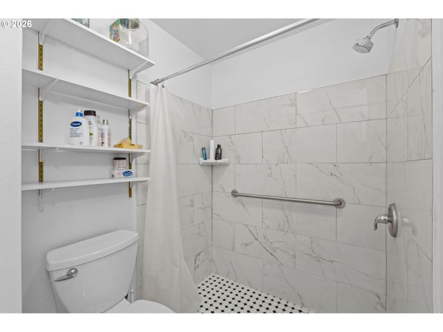 2760 Sw 175TH Ave, Beaverton, OR 97003