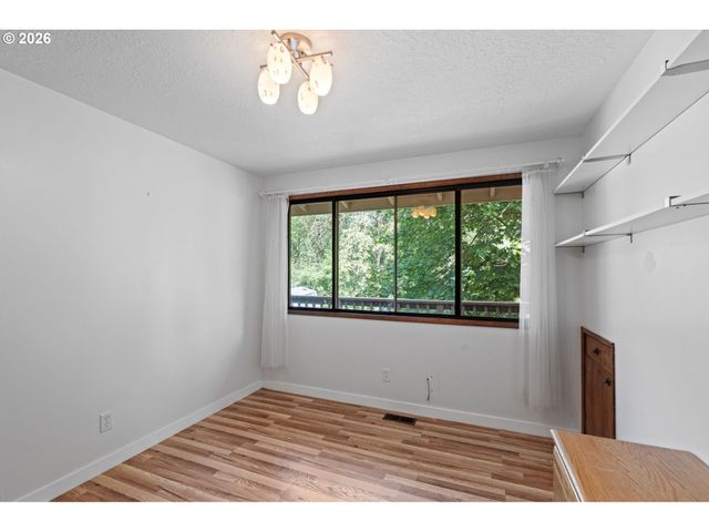 2760 Sw 175TH Ave, Beaverton, OR 97003