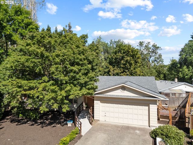 2760 Sw 175TH Ave, Beaverton, OR 97003