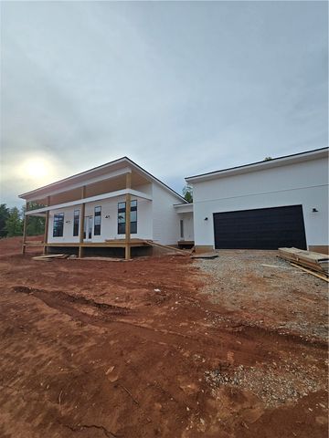 157 Hunting Hollow Road, Six Mile, SC 29682