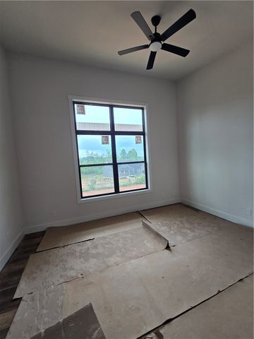 157 Hunting Hollow Road, Six Mile, SC 29682