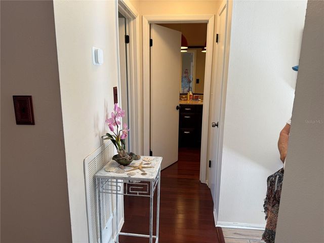 1706 BELLEAIR FOREST DRIVE 226, Belleair, FL 33756