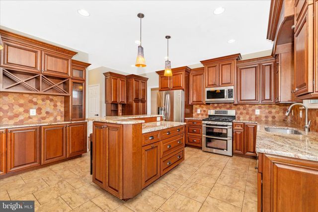 710 BRIDLEWREATH WAY, Mount Airy, MD 21771