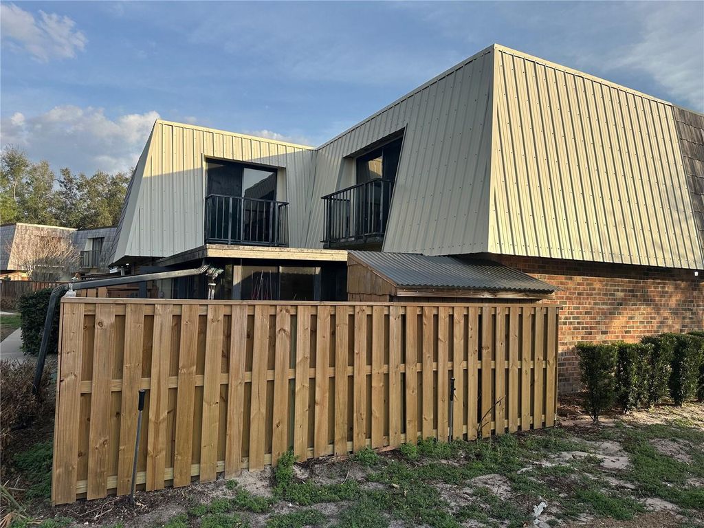 2914 PECAN AVENUE, Leesburg, FL 34748