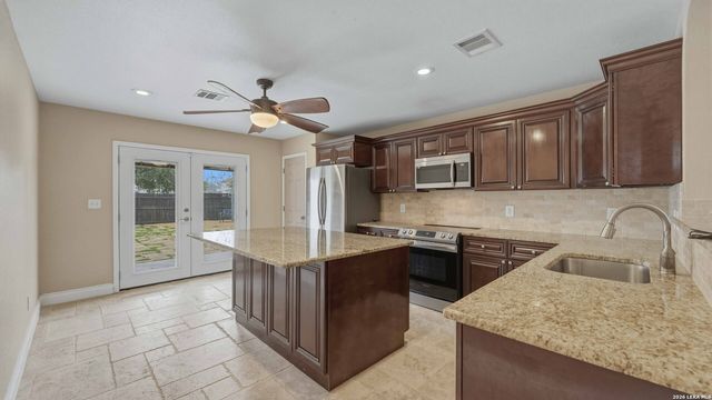 302 starling, New Braunfels, TX 78130