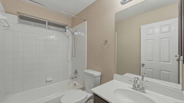 302 starling, New Braunfels, TX 78130