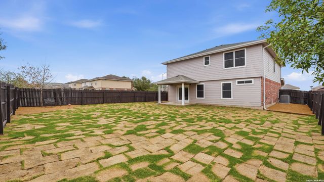 302 starling, New Braunfels, TX 78130