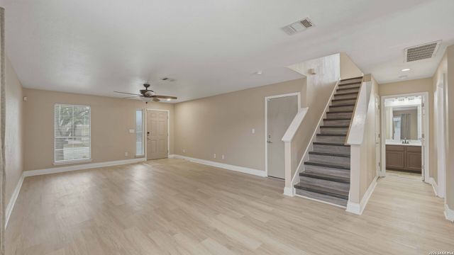 302 starling, New Braunfels, TX 78130