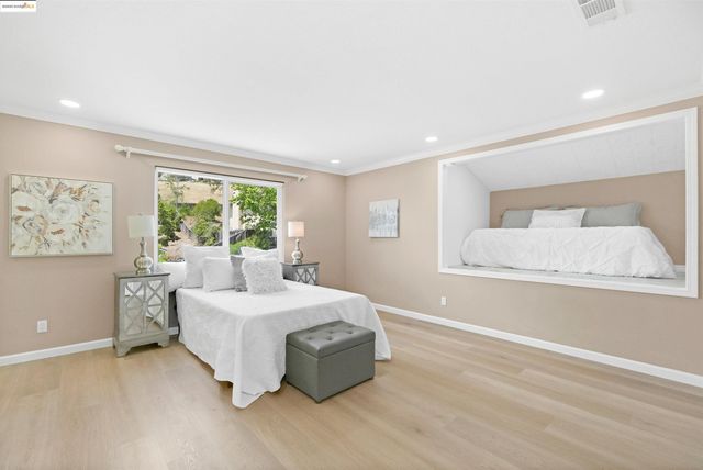 3495 Skyline Dr, Hayward, CA 94542