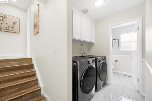 3495 Skyline Dr, Hayward, CA 94542