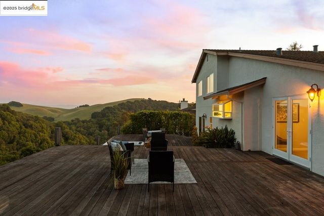 3495 Skyline Dr, Hayward, CA 94542
