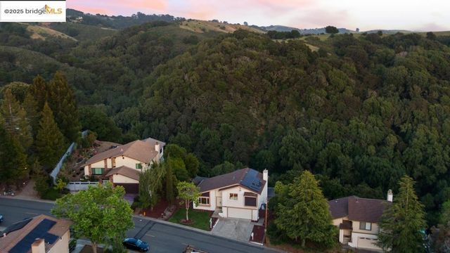3495 Skyline Dr, Hayward, CA 94542