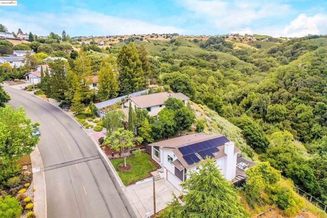 3495 Skyline Dr, Hayward, CA 94542