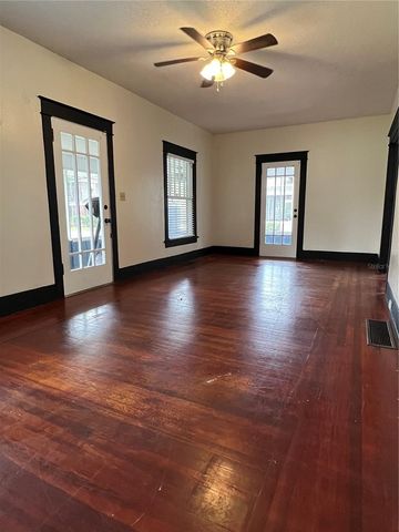 505 WASHINGTON AVENUE, Eustis, FL 32726