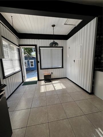 505 WASHINGTON AVENUE, Eustis, FL 32726