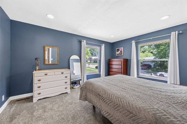 3365 Tulane Ave, Iowa City, IA 52245