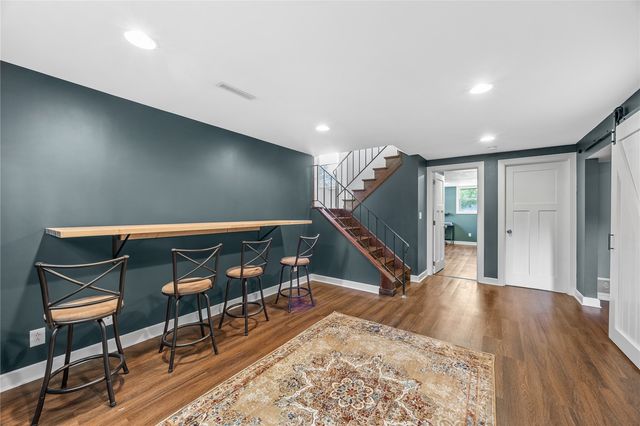 3365 Tulane Ave, Iowa City, IA 52245