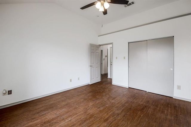 502 Eaglecreek DR, Leander, TX 78641