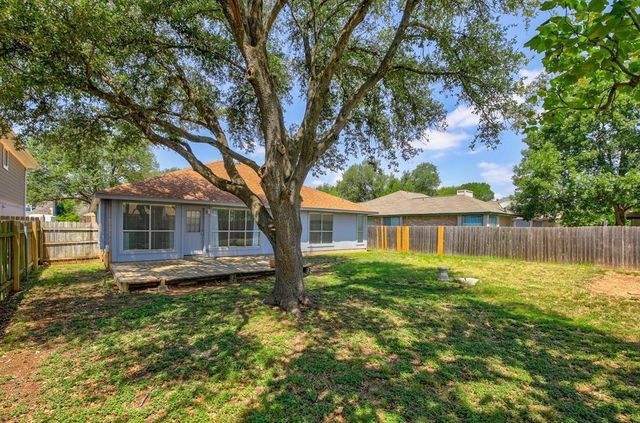 502 Eaglecreek DR, Leander, TX 78641