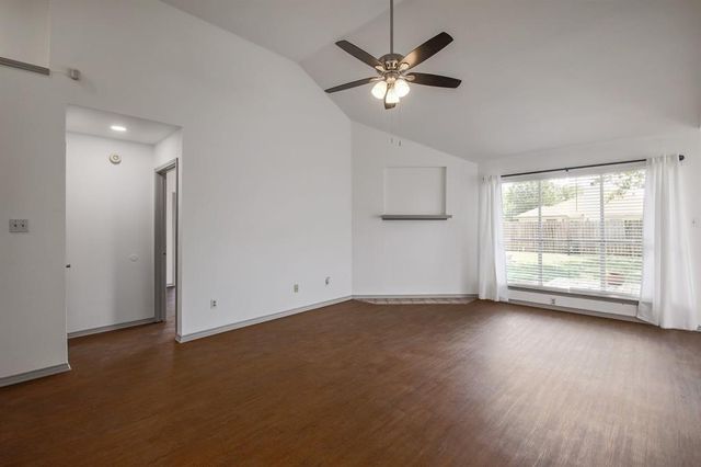502 Eaglecreek DR, Leander, TX 78641