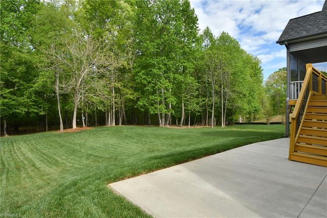 6844 Orchard Path Drive, Clemmons, NC 27012