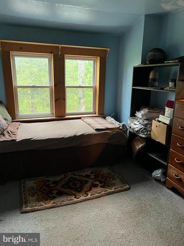 2536 BRIGADOON LN, Sumneytown, PA 18084
