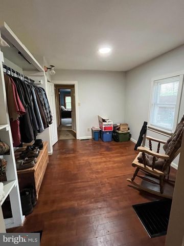 2536 BRIGADOON LN, Sumneytown, PA 18084