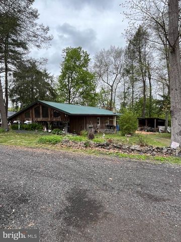 2536 BRIGADOON LN, Sumneytown, PA 18084