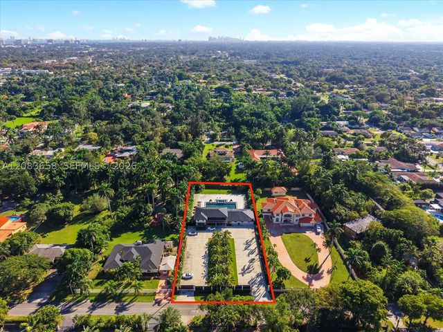 280 NE 156th St, Miami, FL 33162