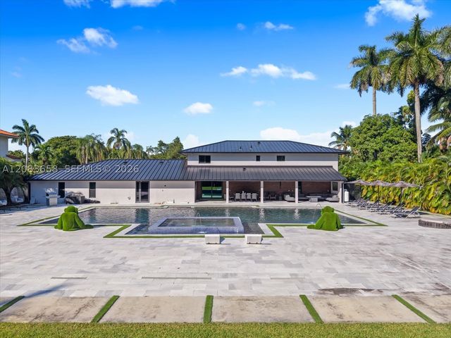 280 NE 156th St, Miami, FL 33162