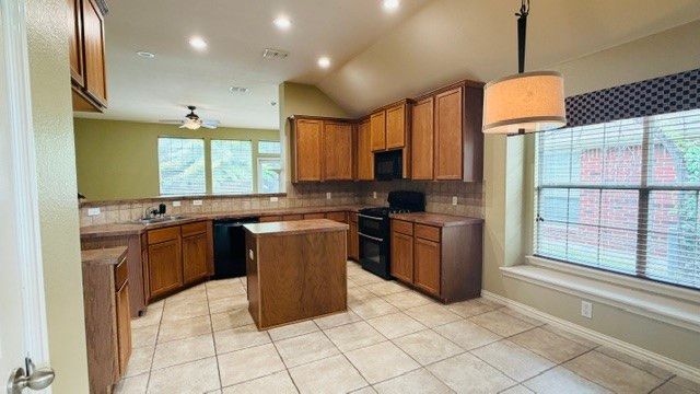 6517 Briar Lake Trail, Sachse, TX 75048