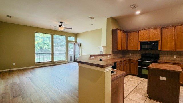6517 Briar Lake Trail, Sachse, TX 75048