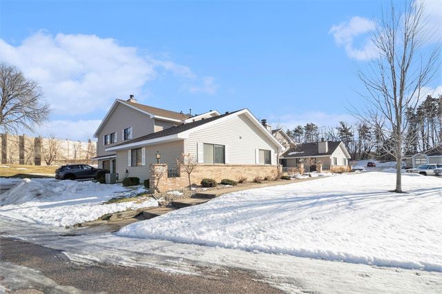 7648 Wedgewood Court N, Maple Grove, MN 55311