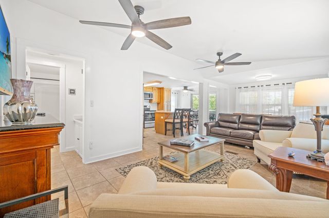 482 Meadowlark Dr., Surfside Beach, SC 29575