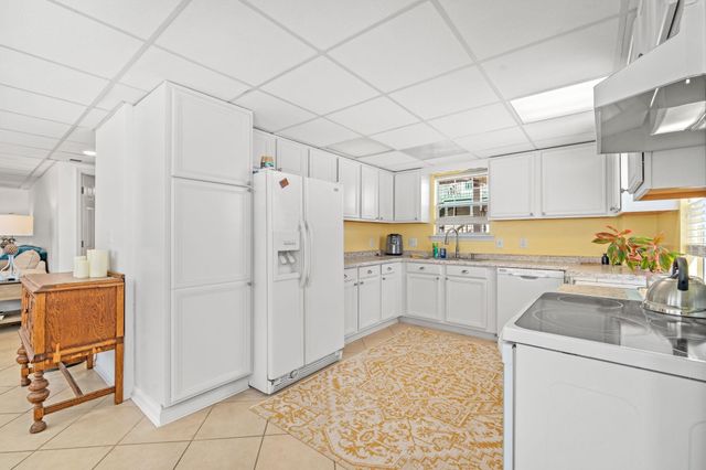 482 Meadowlark Dr., Surfside Beach, SC 29575