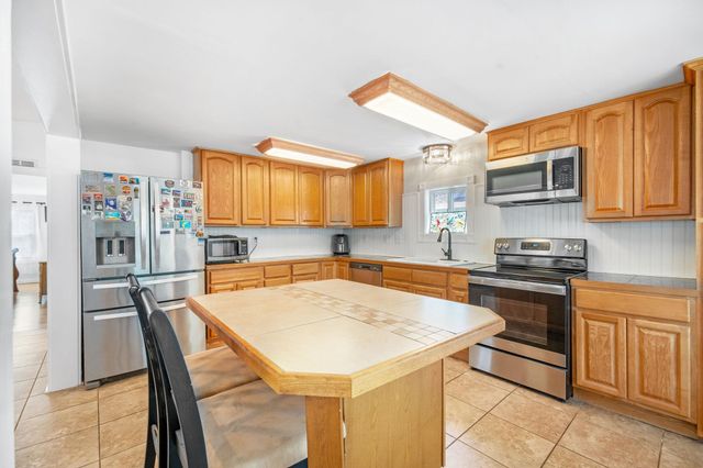 482 Meadowlark Dr., Surfside Beach, SC 29575