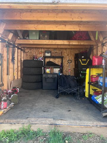 2369 Orchard Creek Drive, Columbus, IN 47201