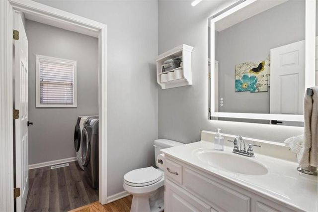 18160 W 159th Terrace, Olathe, KS 66062